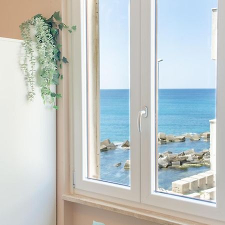 L'Affaccio Rooms - Lungomare Gallipolli Exteriör bild